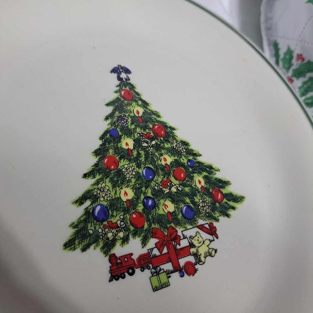 Mount Clemons Pottery Stoneware 4 Ct Salad Plates W/ Bag Christmas Tree Design - Picture 4 of 5